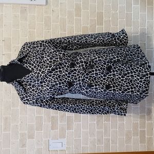 Vertigo Paris Women's Black and White Stretch Cotton Trench Coat (Sz S)